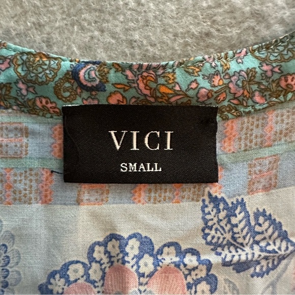 Vici long sleeve bohemian blouse size S - Picture 4 of 7